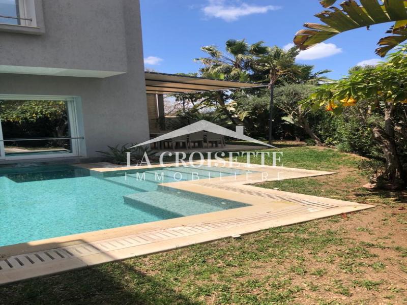 Villa S+4 avec piscine à Carthage Hanibal